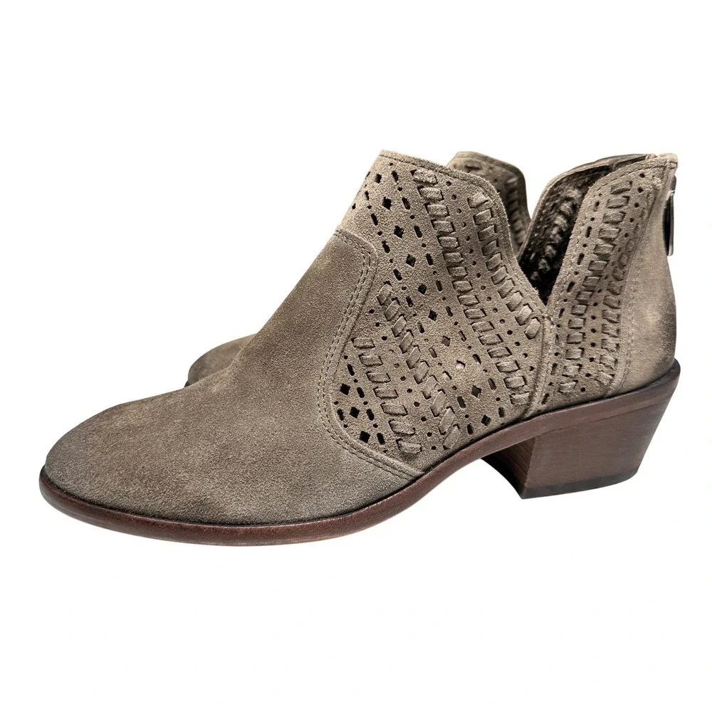 Vince Camuto Women's 7 Leather Cut Out Ankle Booties Prasata Suede Boho Western